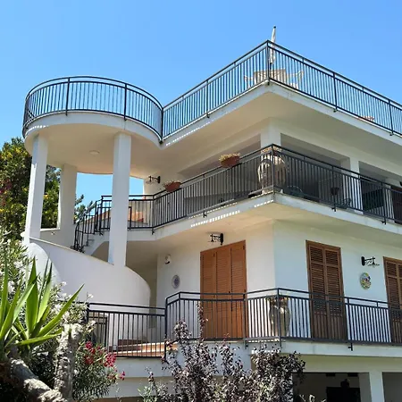 Exclusive With Pool Near Апартаменты Монреале